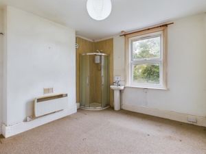 Ground floor reception - click for photo gallery